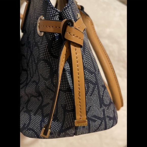 Calvin Klein Signature Logo Navy Satchel Purse - Picture 3 of 13